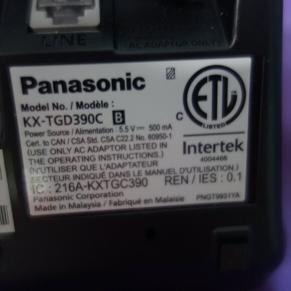 Panasonic Cordless Phone w/ Answering Machine Base & 2nd Cordless Phone w/ Base - Picture 9 of 11